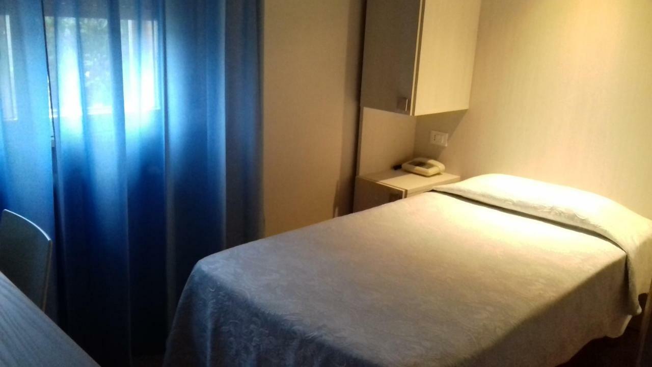 Air Hotel Forlì Dış mekan fotoğraf